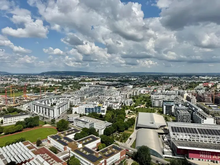 Tsvetilena Galabinova, IMMOcontract Immobilien Vermittlung GmbH