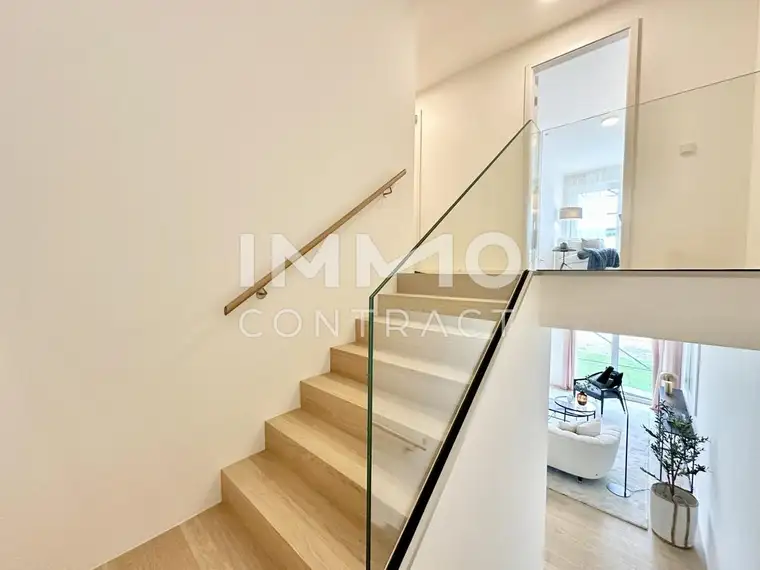 Tsvetilena Galabinova, IMMOcontract Immobilien Vermittlung GmbH