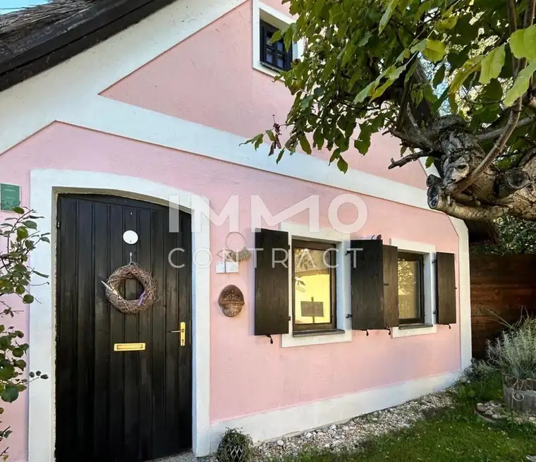 Exklusives Seehaus in Traumlage mit direktem Seezugang