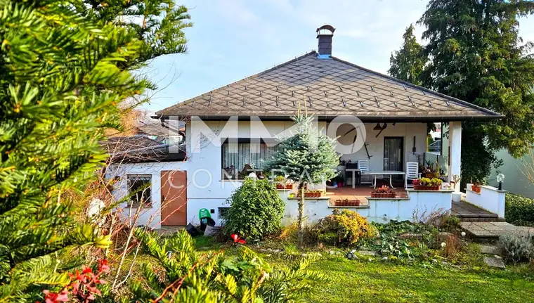 Neuer Preis!! Geräumiger Bungalow mit "Wohnkeller" auf traumhaftem Eigengrund in ruhiger Lage