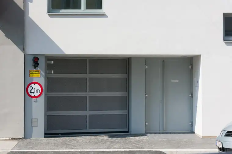 Zentrale Tiefgarage Genochplatz 6