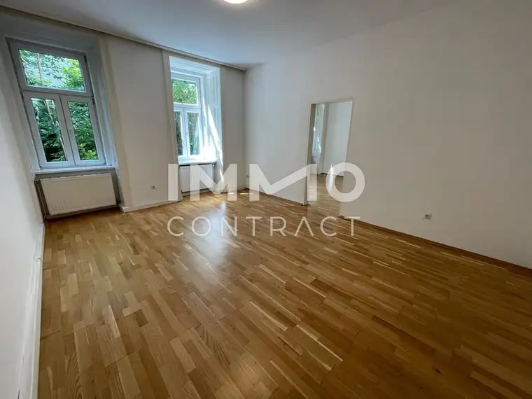 Charmante Altbauwohnung mit Blick in den begrünten Innenhof - in Top-Lage des 7. Bezirks