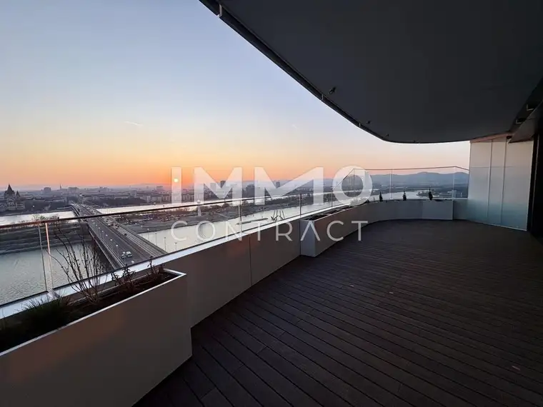 Atemberaubendes Apartment mit großzügigem Balkon, ganz Wien im Blick (Gym, Pool, Sauna, Doorman uvm)