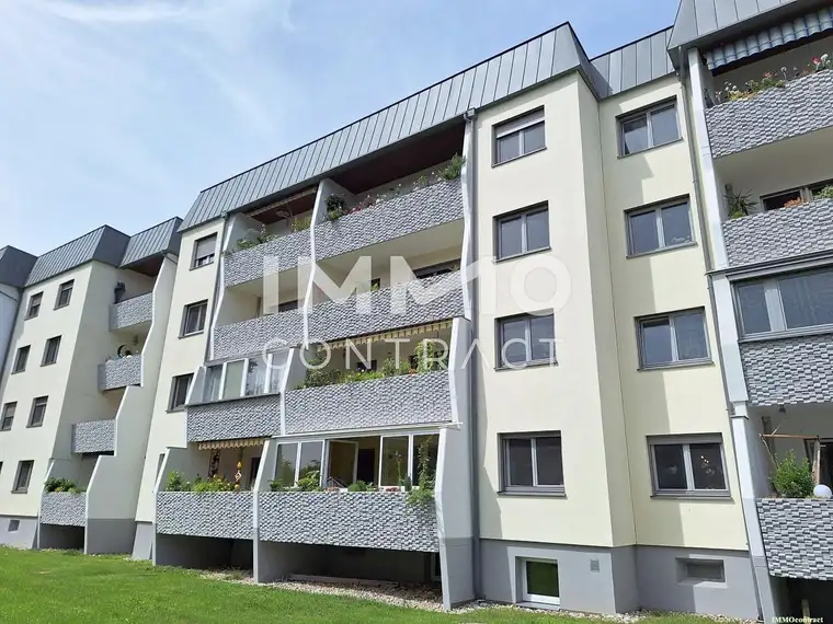 Charmante Etagenwohnung in Persenbeug zum Kauf, 4 Zimmer mit Loggia