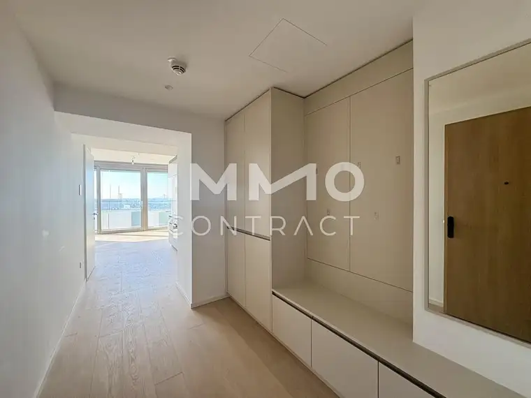 Neue Donau: Teilmöbliertes top ausgestattetes Apartment (Erstbezug) mit Cityblick, Tiefgarage möglich