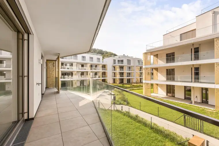 Direkt am Wasser mit privatem Badesteg, Fitness und Sauna - ELEVATE YOUR LIFESTYLE