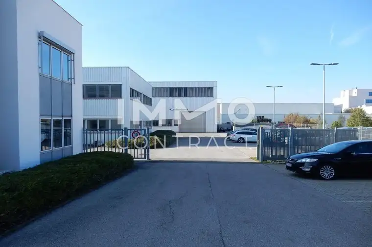 Inzersdorf - Gewerbeimmobilie aufca. 8.750 m² Grundstück zu kaufen.
