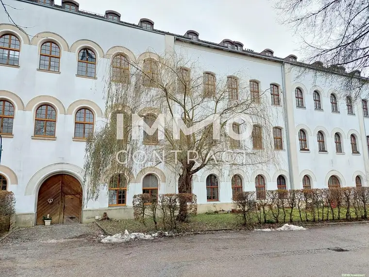 Kleinwohnung mit ca 40,79m² ( Warmmiete) im Wehrgraben - Steyr