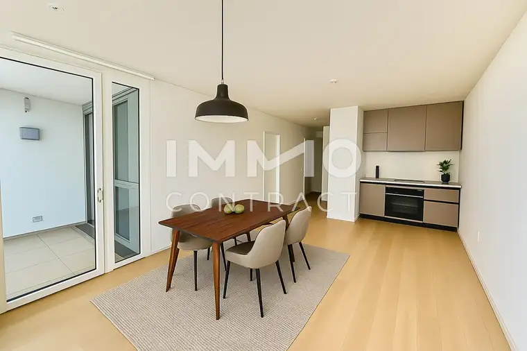 Tsvetilena Galabinova, IMMOcontract Immobilien Vermittlung GmbH