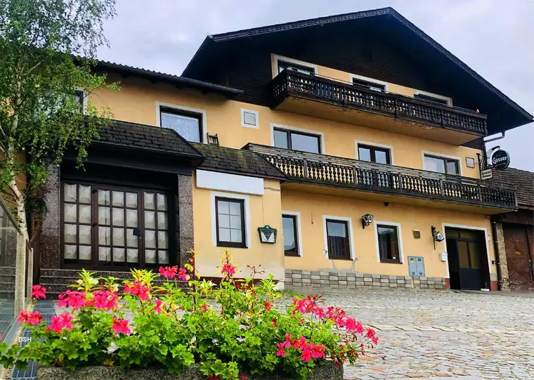 ANLAGEOBJEKT :Fremdenzimmer - 2Gastro-Objekte teilw. ganzj. Vermietung ca. 5,6% mit ca. 1,8ha Landwirt/ForstNÖ Waldviertel Nord