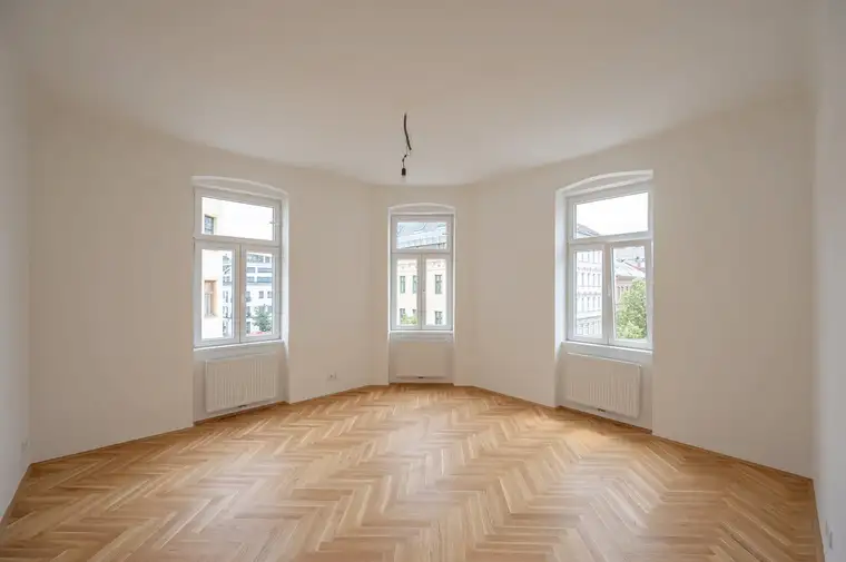 ++NEU++ generalsanierter 3-Zimmer Altbau-ERSTBEZUG - idealer Grundriss!