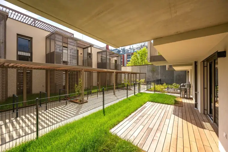 EDUART-Die Kunst des Wohnens: Hochwertiger 2-Zimmer NEUBAU-ZWEITBEZUG mit 22m² Garten und 13m² Terrasse! (6/2)