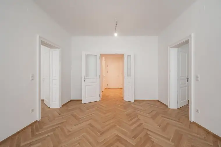 ++NEU++ Fantastische 2-Zimmer Erdgeschoss-Altbauwohnung