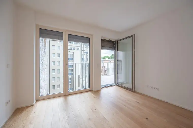 ++NEU++ stilvolle 3-Zimmer-Wohnung mitten im Herzen der Stadt (3/9)