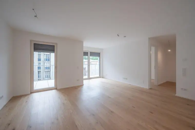 ++NEU++ Einzigartige Wohnung, BESTLAGE, 3-Zimmer Zweitbezug mit Balkon - PORZELLANGASSE