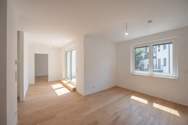 ++Der Platzhirsch++ Außergewöhnlicher 2 Zimmer Erstbezug mit großer Terrasse!