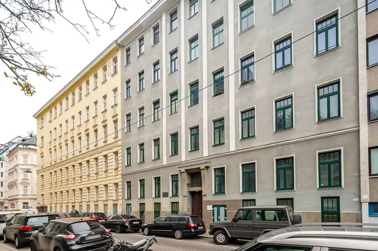 ++NEU++ großartige 3-Zimmer Altbauwohnung - TOPLAGE!