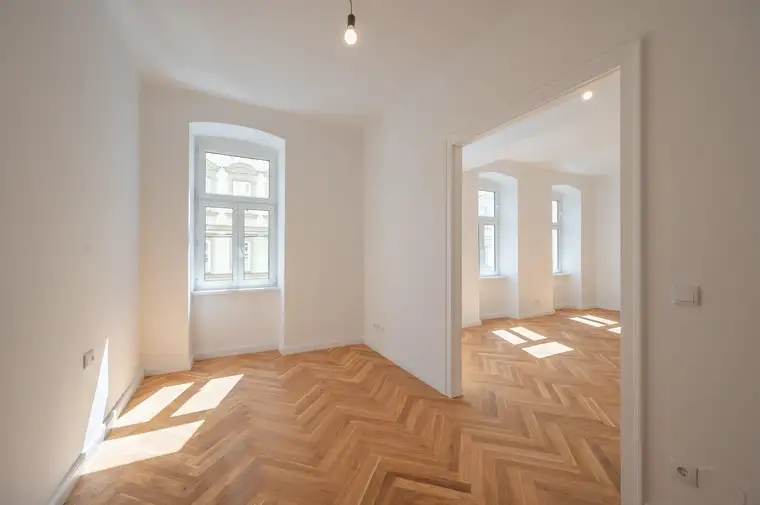 ++NEU++ Perfekte 2-Zimmer Altbauwohnung