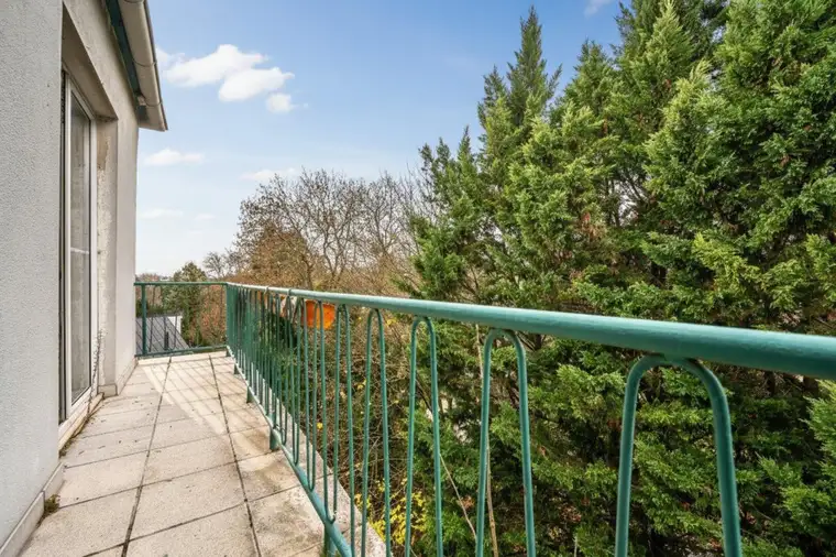 ++NEU++ Sanierungsbedürftige 1,5-Zimmer Neubauwohnung mit getrennter Küche und Balkon!