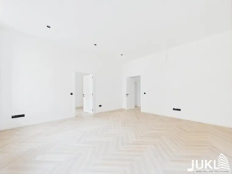 LINZ/STADT: ERSTBEZUG nach Modernisierung - WOHNTRAUM auf ca. 68,9m² Wohnfläche - 2 Zimmer + Essküche- im Herzen von Linz