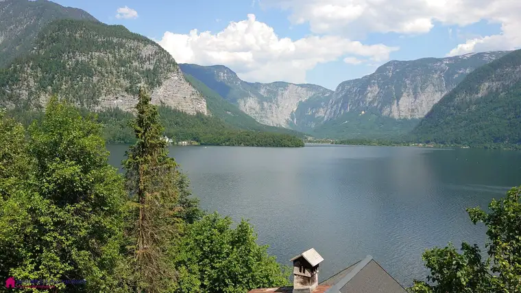 Traumlage - Grundstück mit Altbestand und Entwurf für einen Neubau in Hallstatt