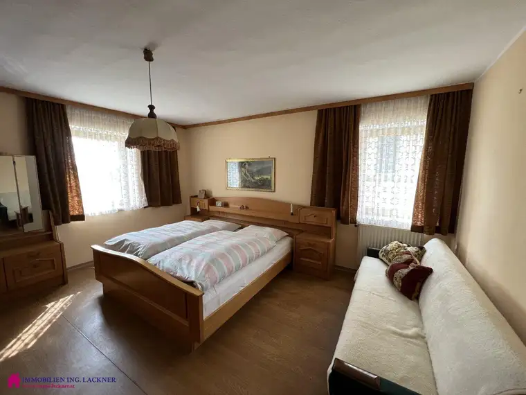 Liebevoll gepflegtes Familienhaus - zentrale Ortslage - perfekter Preis