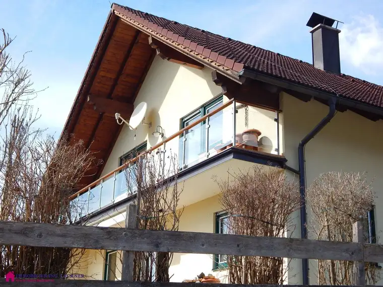 Gepflegtes Wohnhaus mit schönem Garten und herrlichen Ausblick in Bad Mitterndorf