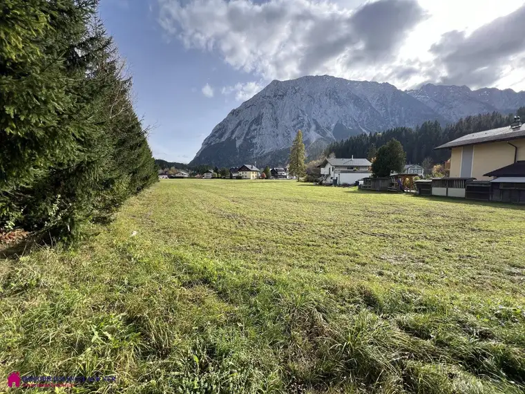 Großes Grundstück in Tauplitz mit direktem Grimmingblick