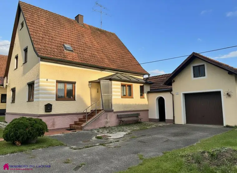 Nettes älteres Haus in ruhiger und sonniger Siedlungslage von Andorf