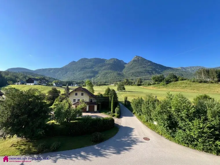 Top-Preis! Gepflegte Eigentumswohnung in Bad Ischl mit Loggia, Lift und Bergblick
