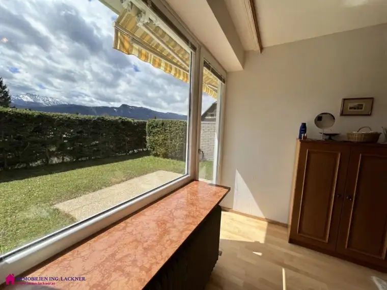 Über den Dächern von Bad Mitterndorf mit Blick in die umliegende Bergwelt - Highlight Ortsnähe