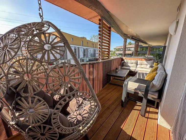 SUPER ZUSTAND IN RUHIGER LAGE MIT BALKON