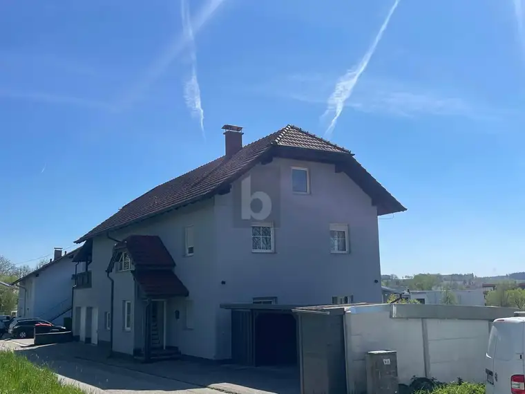 EXKLUSIVES WOHNHAUS MIT CHARAKTER ? 7 ZIMMER, GARTEN, GARAGEN &amp; VIEL POTENZIAL IN WALLERN