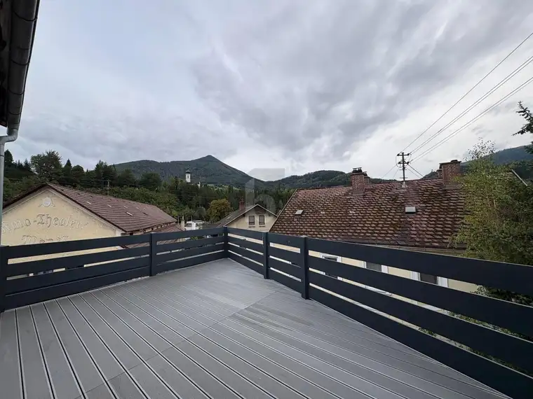PREISHIT MIT TRAUMBLICK ? 112 M² WOHNGLÜCK &amp; SONNIGE XXL-DACHTERRASSE