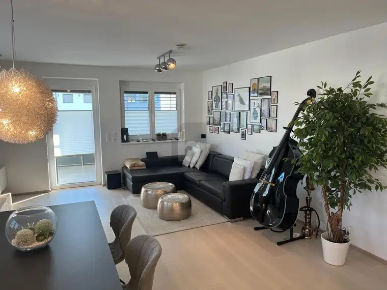 MODERN &amp; FAMILIENFREUNDLICH MIT GROßER LOGGIA
