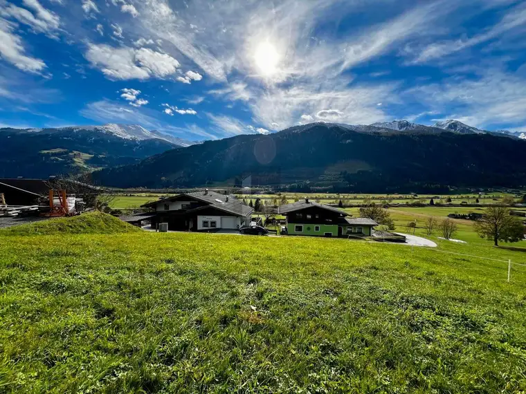 TRAUMHAFTE AUSSICHT! RUHELAGE MIT VIEL SONNE