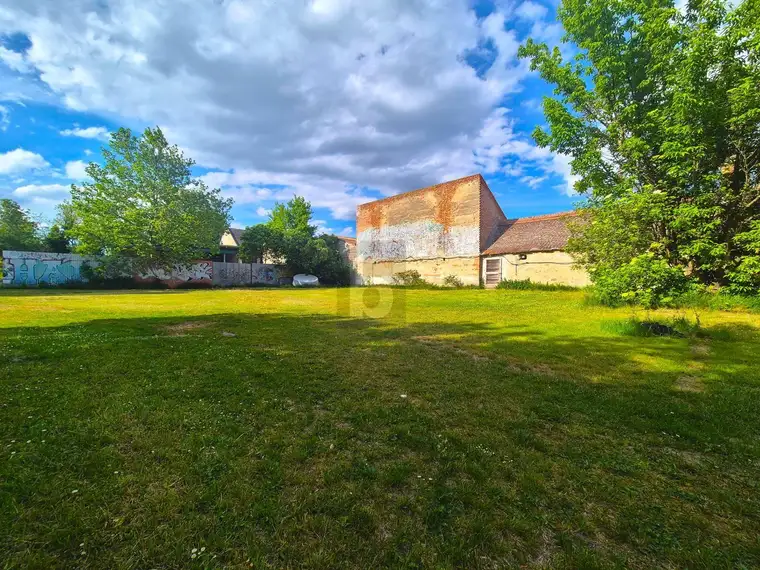 GROß DENKEN, INDIVIDUELL BAUEN
