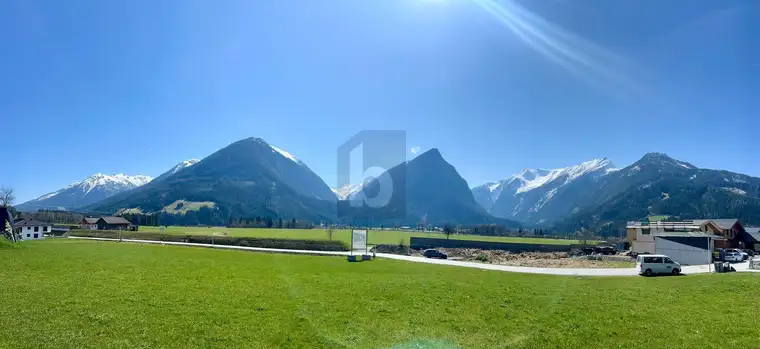 RUHIG UND ZENTRAL - MIT BERGPANORAMA