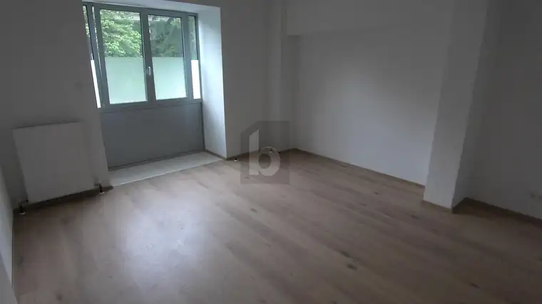 PRAKTISCH IN EINZIGARTIGER LAGE MIT KÜCHE &amp; WC
