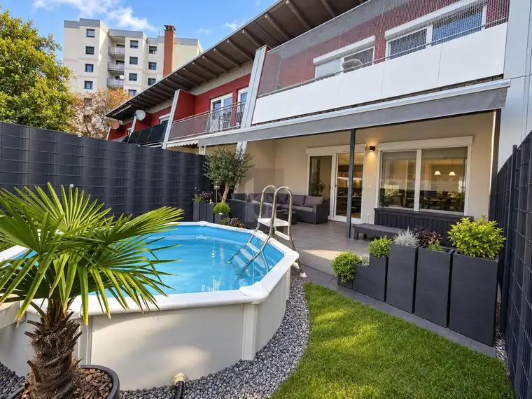 SONNIGE WOHLFÜHLOASE MIT POOL &amp; 142 M² NUTZFLÄCHE
