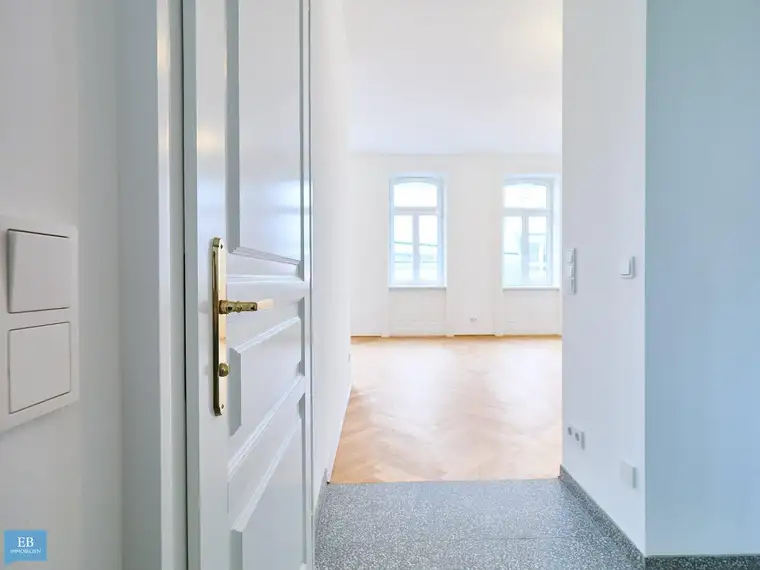 ALTBEWÄHRT TRIFFT AUF AVANTGARDE - Schöne Garconniere im 8ten Bezirk!