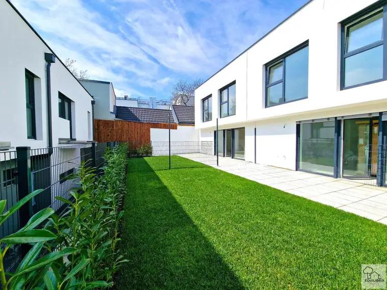 TOP NEUBAUPROJEKT ****REIHENHAUS IN STADTRANDLAGE****