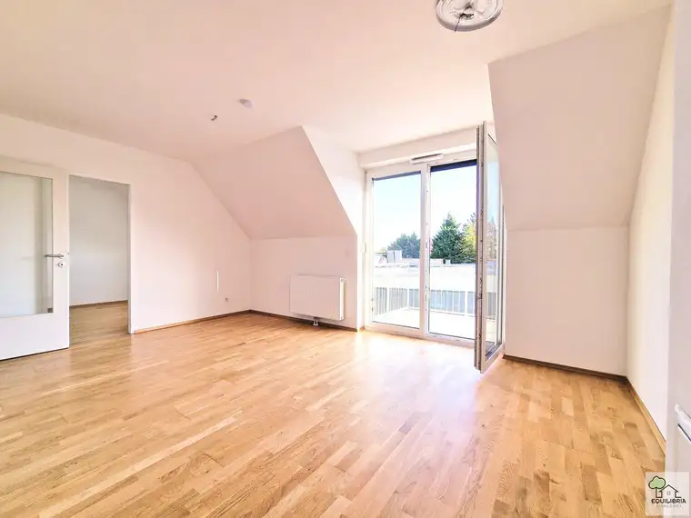 WOHNQUALITÄT PUR – MODERNE 2-ZIMMER-WOHNUNG MIT BALKON UND 2 PARKPLÄTZEN