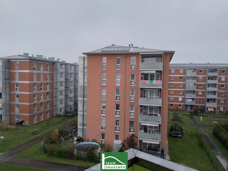 PROVISIONSFREI - Wohnungen sofort bezugsfertig - WG-geeignet! Mit Balkon, Terrasse, Loggia!