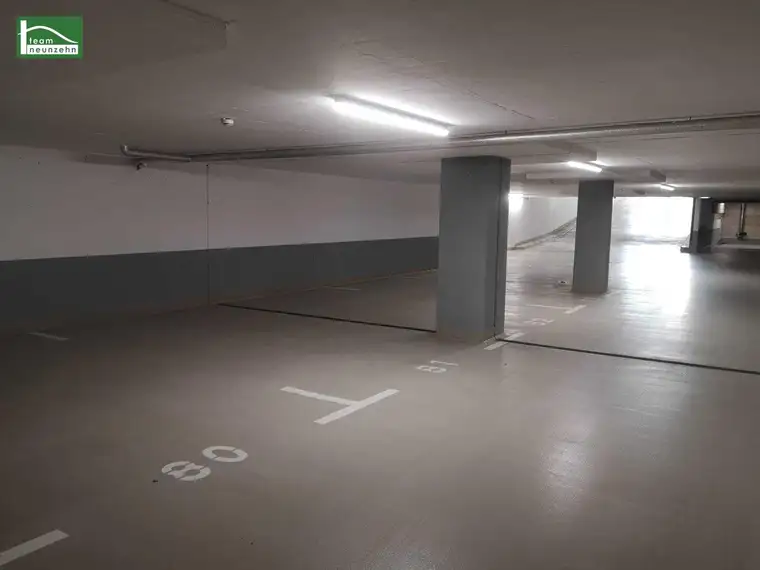 Geschützer PKW Tiefgaragenstellplatz im Zentrum von St. Pölten - zwischen Bahnhof und Klinikum