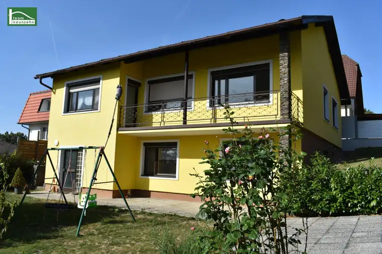 Einfamilienhaus-Fernsicht, Traumlage, 4 Zimmer + ausgebautem Wohnkeller in Großhöflein.