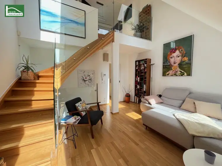 Rarität! Charmante Altbau-Dachgeschoss-Maisonette-Wohnung im kleinen Barockhaus Nähe Augarten! Neben der U2! Wohngenuss auf 3 Ebenen mit Terrasse!