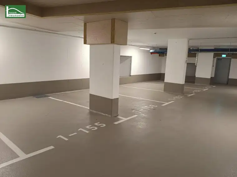 2 Monate hauptmietzinsfrei bei Anmietung für 1 Jahr! Unbesorgt parken - großzügiger PKW Tiefgaragenstellplatz im Steingötterhof nahe Traisenpark