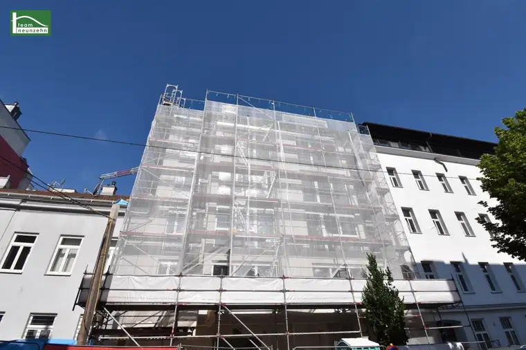 Jetzt Wunschwohnung sichern! – AUFLEEBEN – Modernes Wohnen mit inkludierter Einbauküche in ruhiger Seitengasse beim Paltramplatz – Ideal für Anleger!