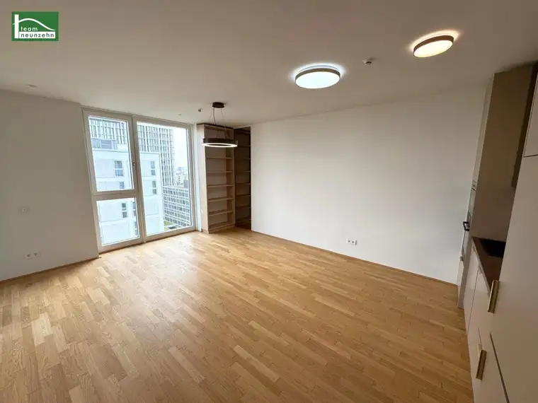 Exklusives Wohnen in VIENNA22 – Neubau mit Dachterrasse, Pool &amp; Fitness über den Dächern von Wien!